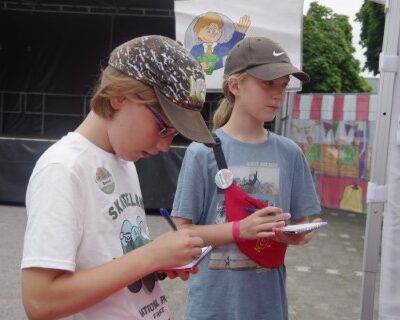 Die Reporter der Zeitung bei der Arbeit